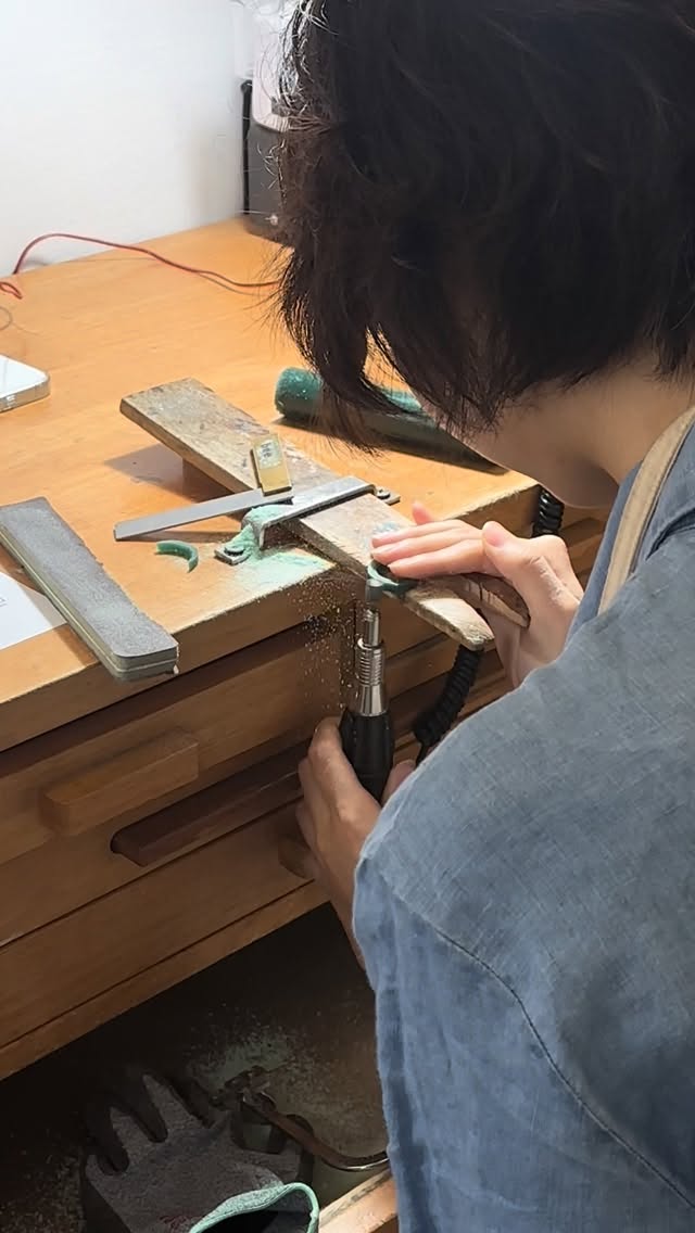 테슬라 필수템