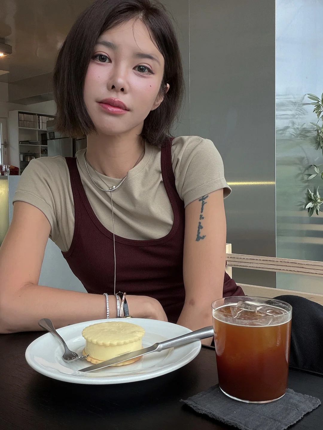 트레셔 로고 반팔 9