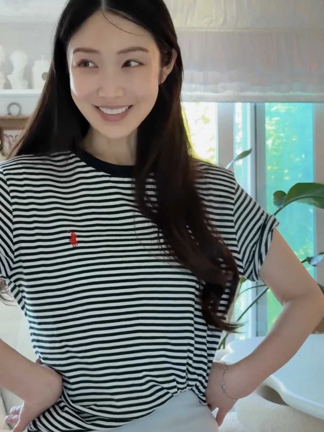 마들렌 훌 티셔츠 9