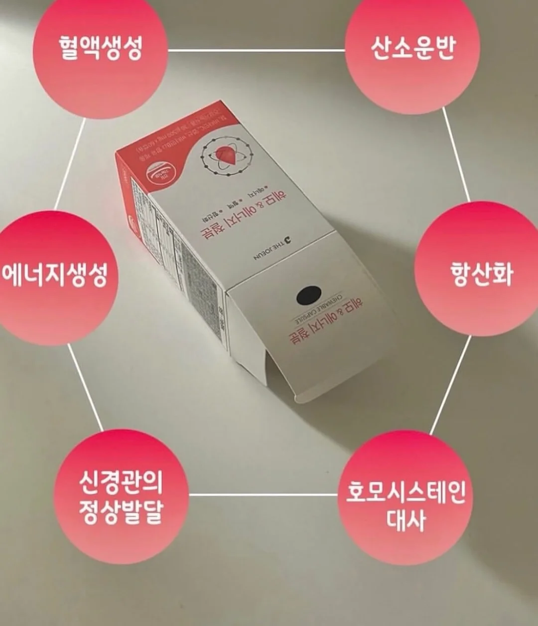 오베 코튼 자카드 레이스 프릴 퍼프 리본 스트랩 오프숄더 반팔 블라우스 5