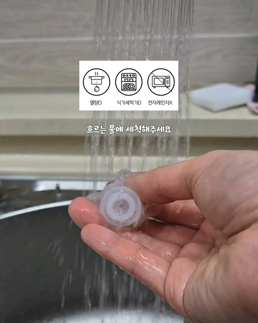 1155 호텔 조명 침대 13