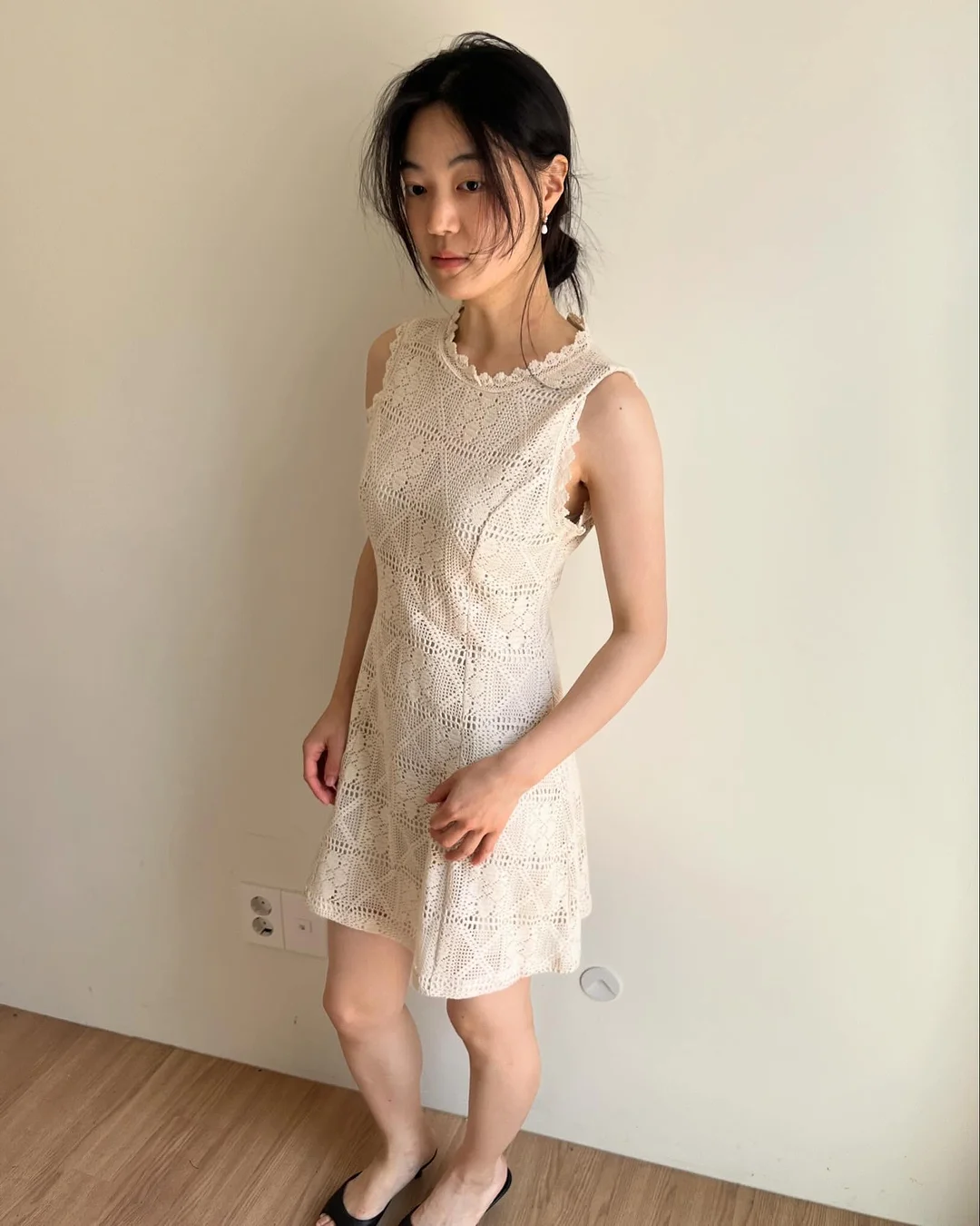 아이보리 도트 프릴 블라우스 9