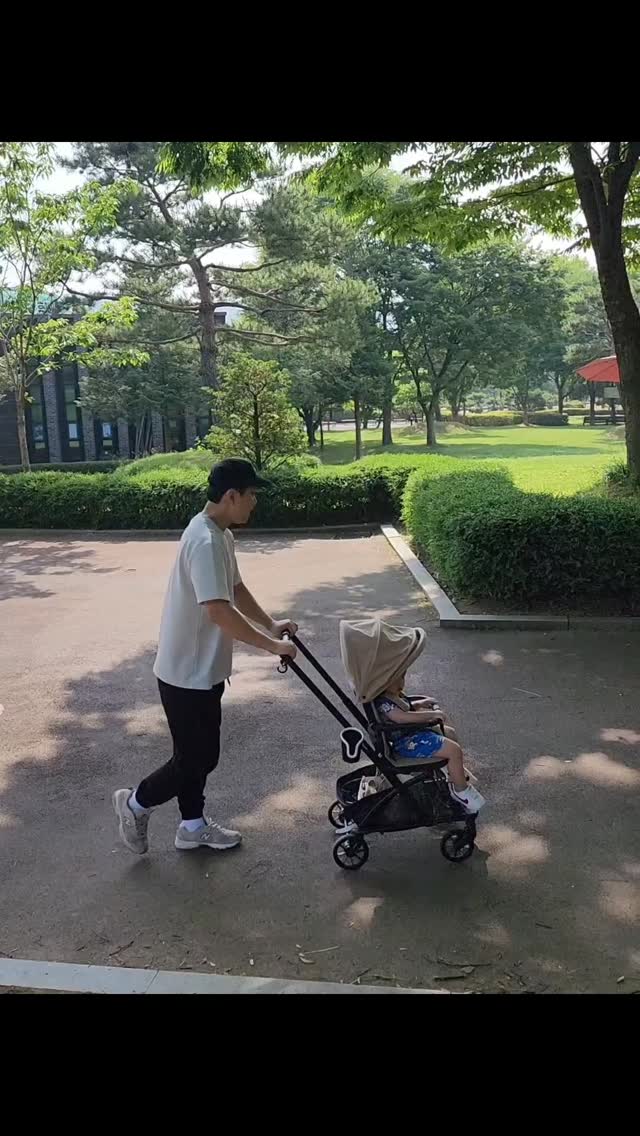 핏되는 일자핏 팬츠