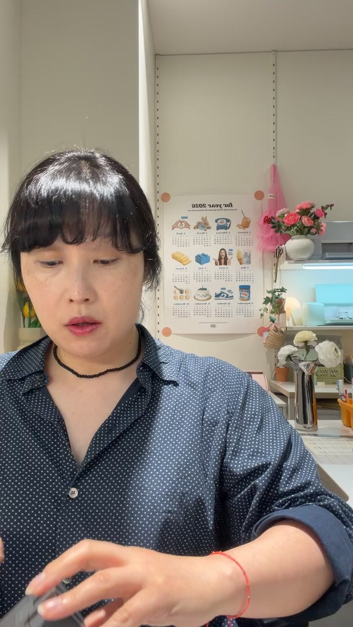 닥스 스카프 + 소가죽 백