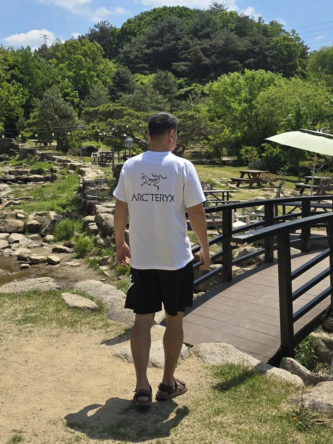 아루바 아델 커치프, 아루캣비니 1