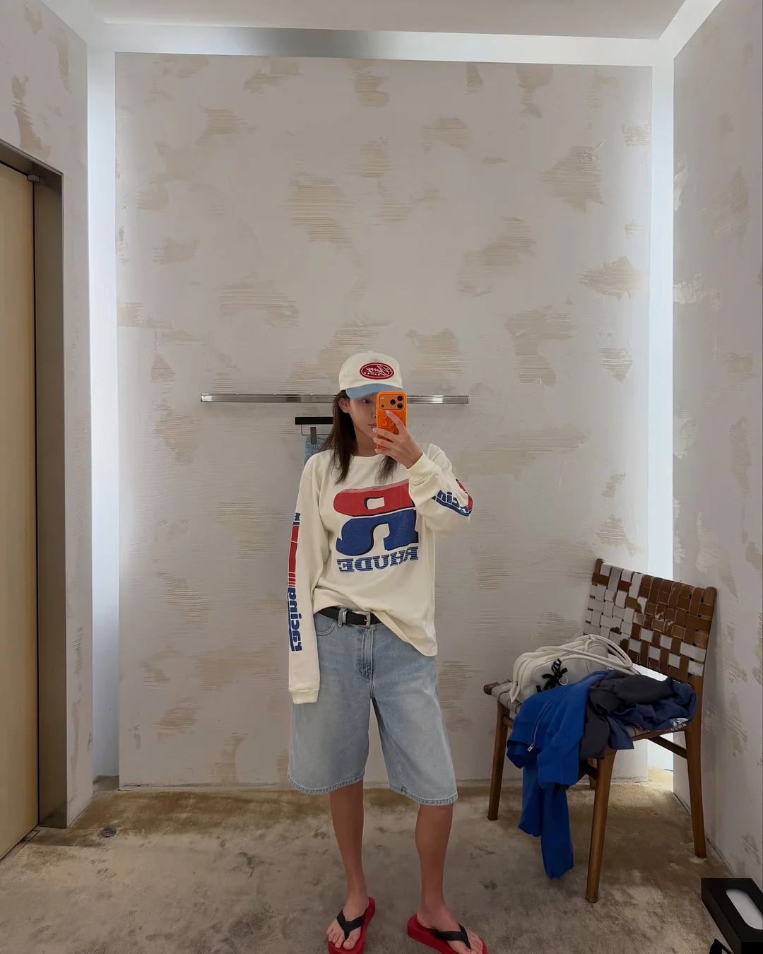 외출할 때 짐 줄여주는 육아템 물병 1