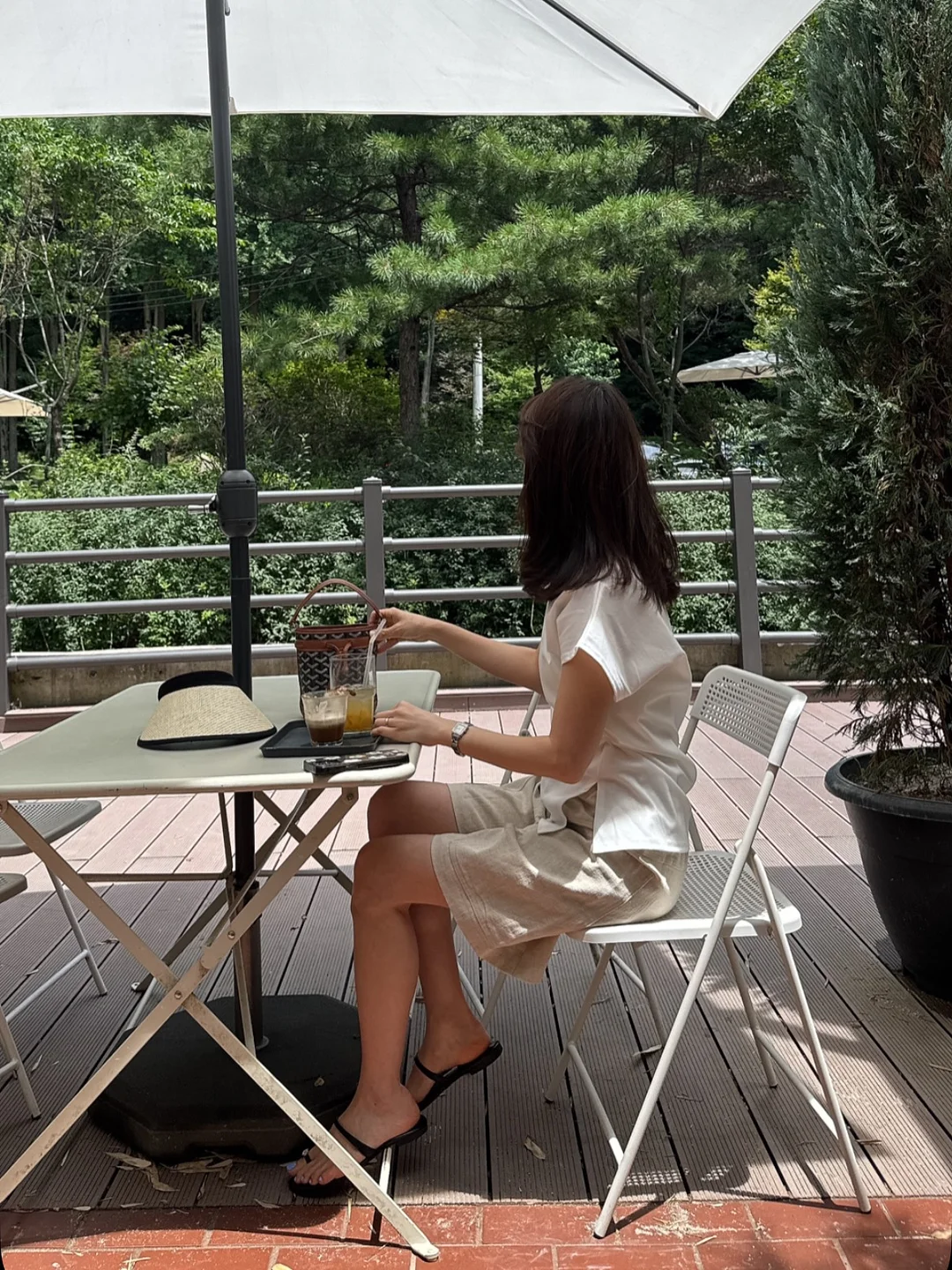 여돌 부츠컷 데님 4