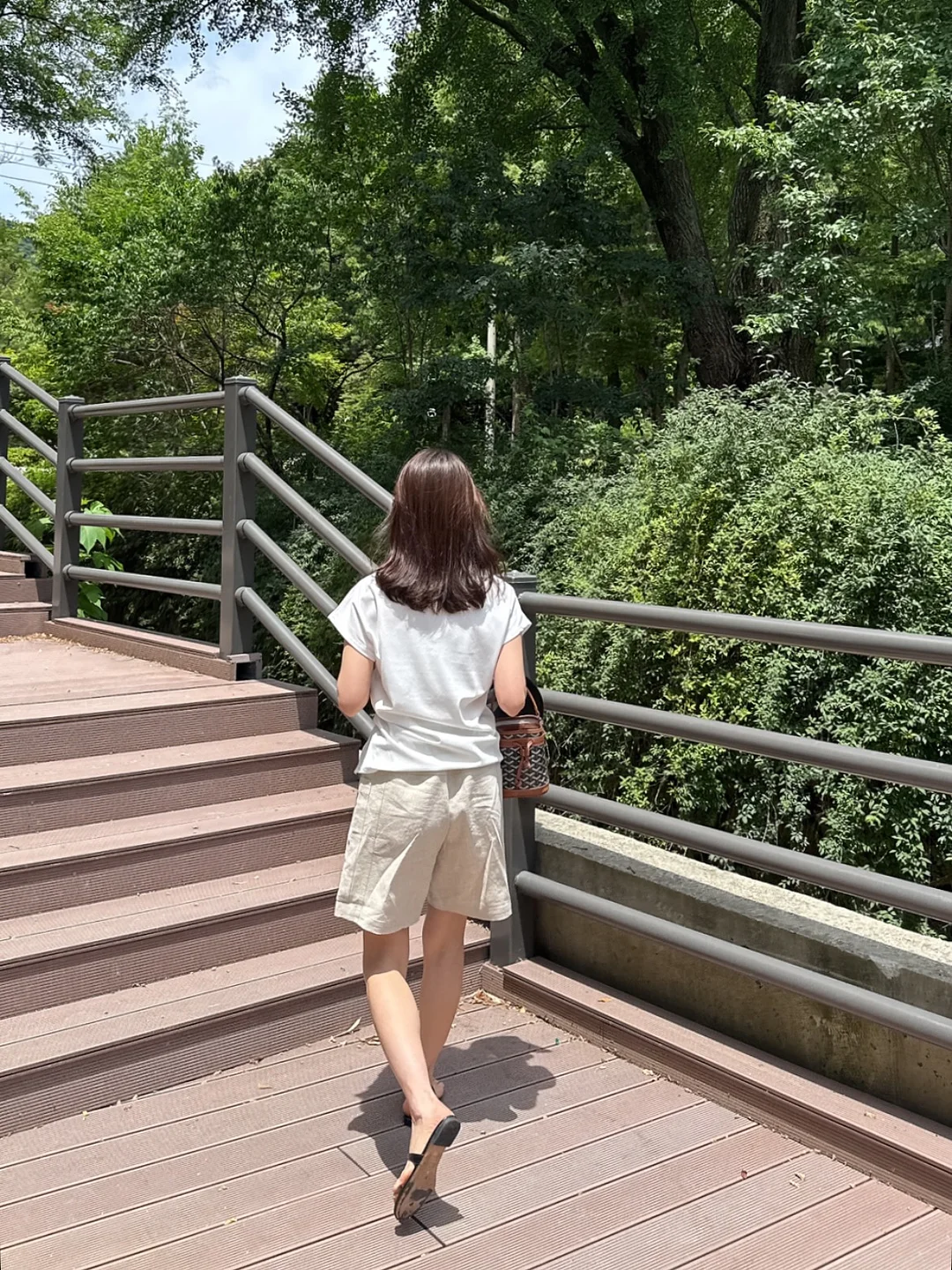여돌 부츠컷 데님 5