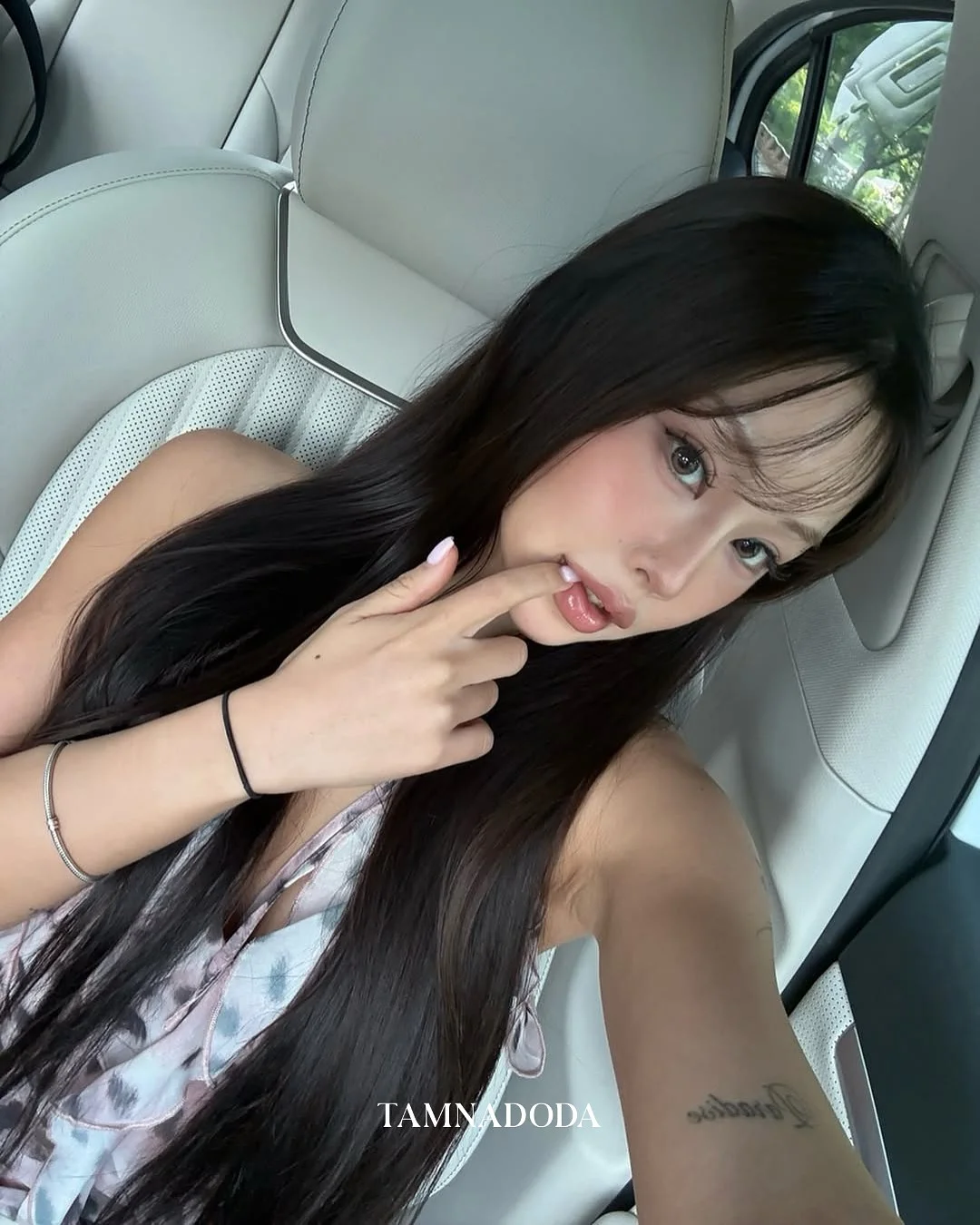 레이어드 리본플랫