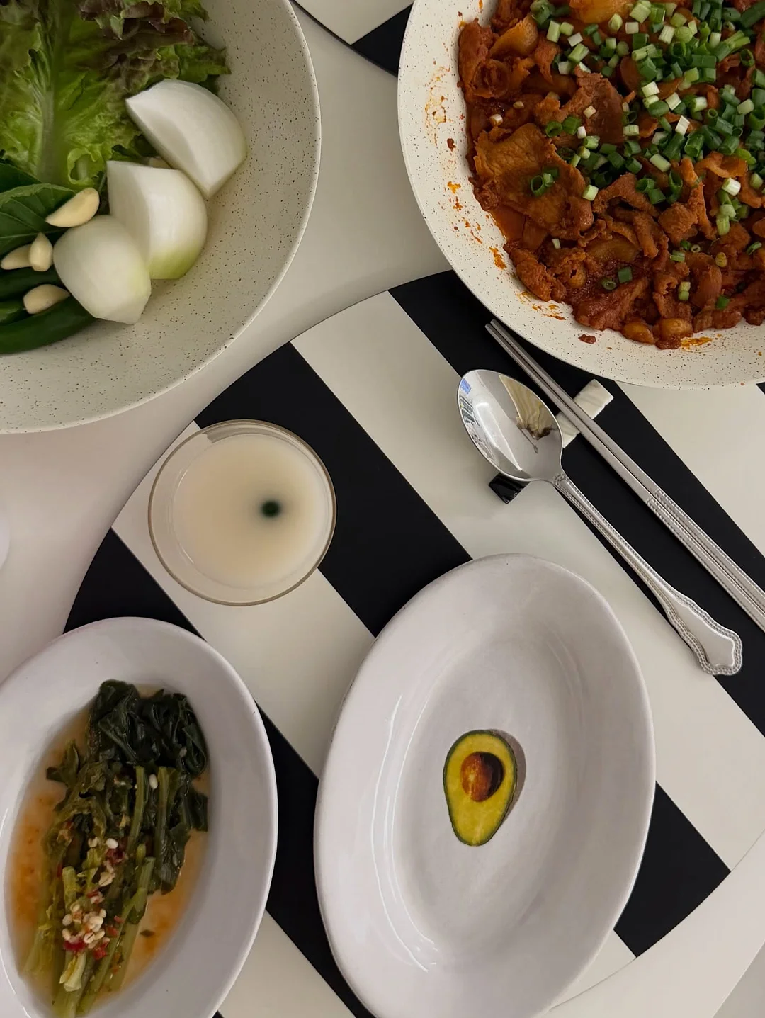 벌룬 스커트, 상의, 리본 삭스 17