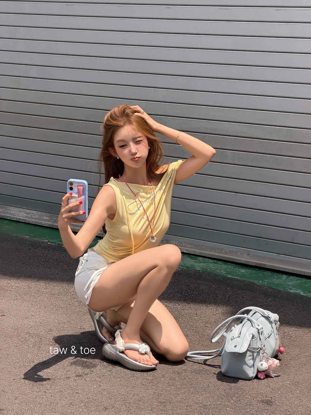 크록스 마이애미 젤리 라운드 토 플립 1