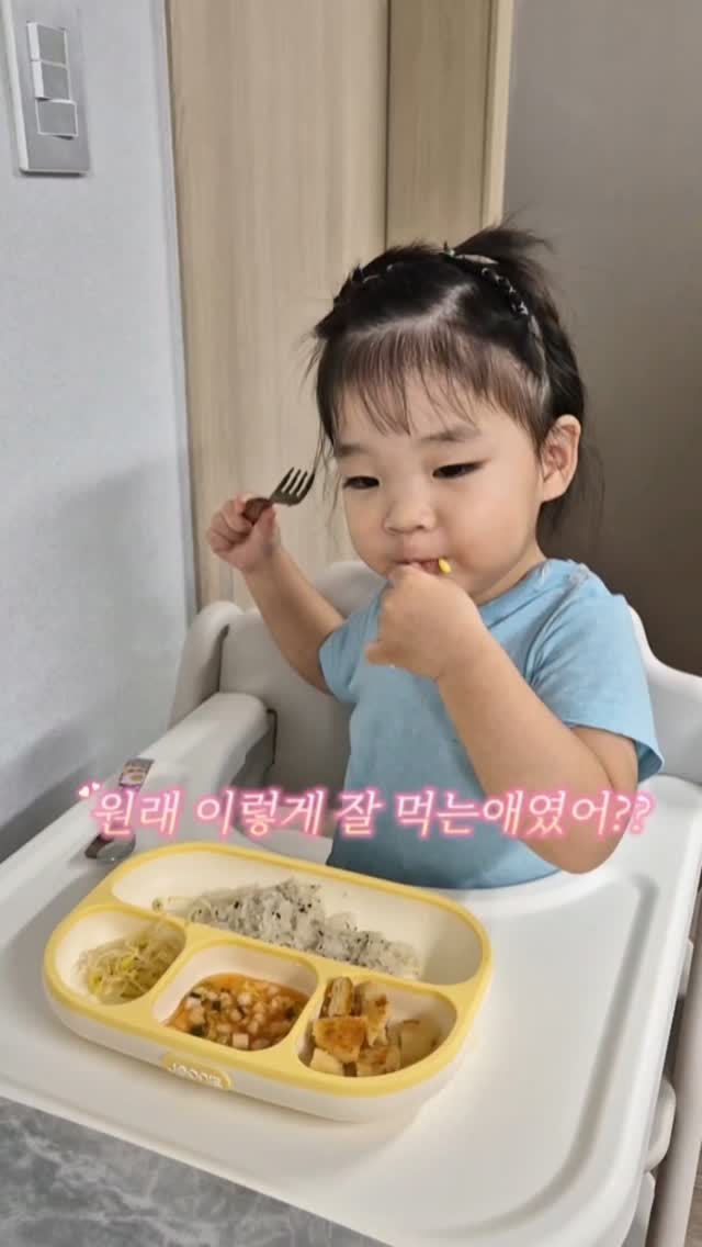 까르띠에 시그니쳐 보르도 컬러 버킷백
