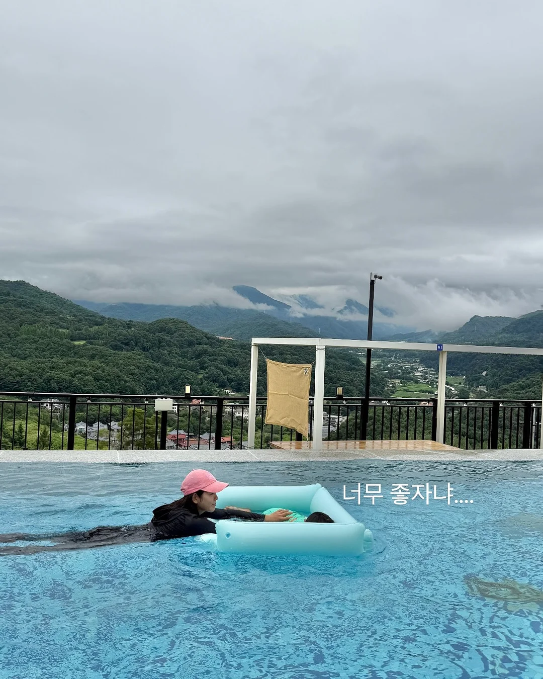 핸리 도트 스커트 10