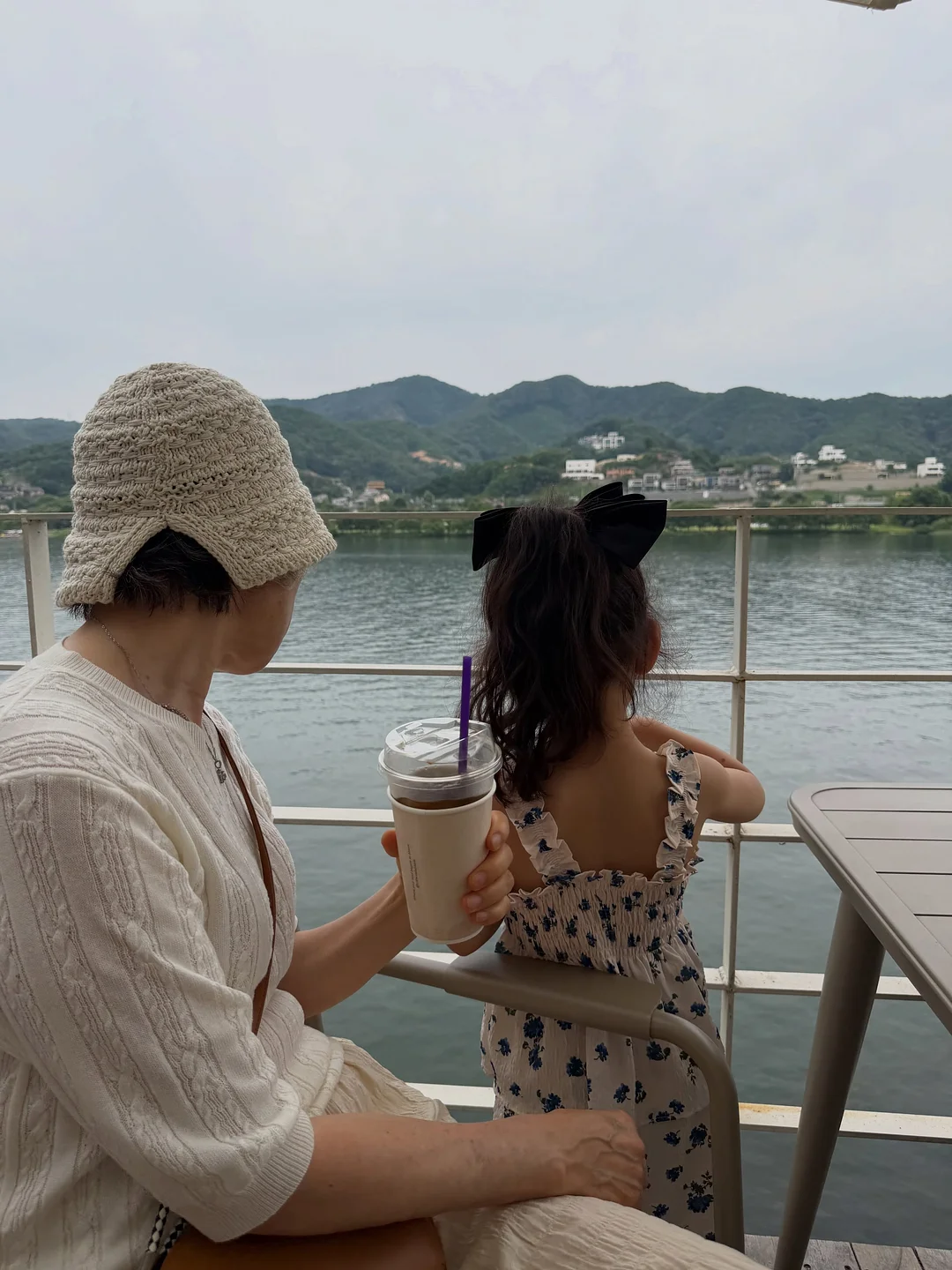 카비시 락 그래픽 티셔츠 11