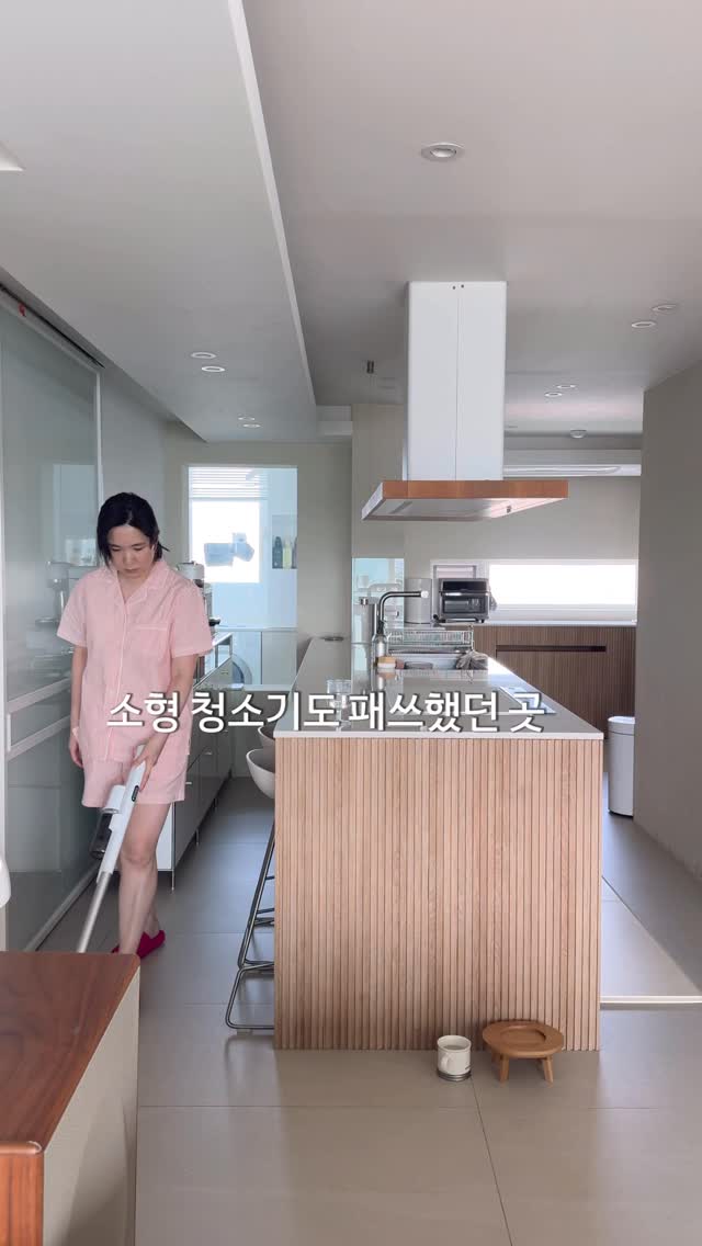 시스루 크롭탑