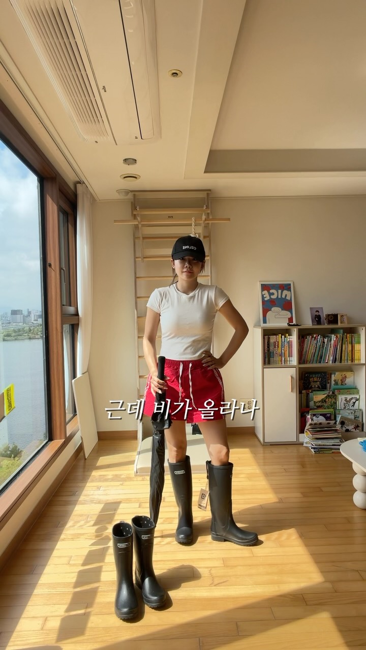 절개라인 리오셀 데님팬츠