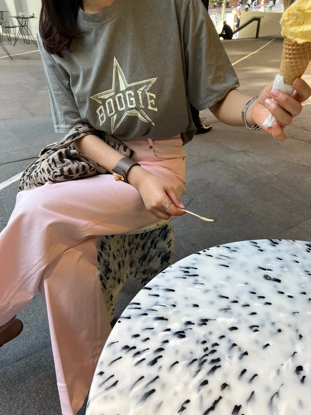 잔디밭 강아지 아이폰 갤럭시 케이스 5