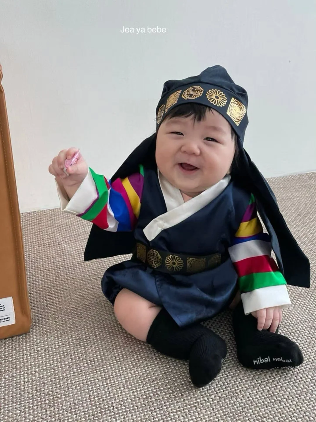 현관 자석 수납함 9