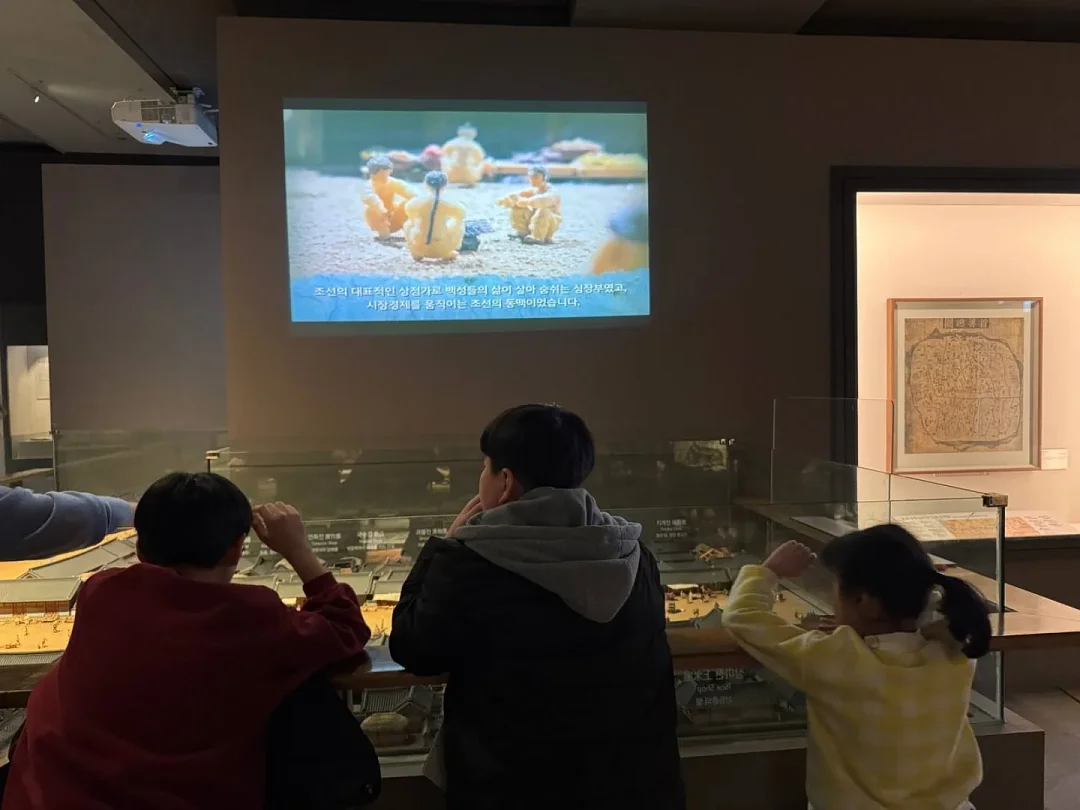 테이블 겸용 가방 4