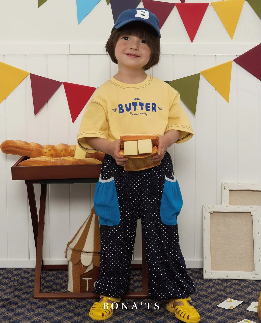 point logo t-shirts, cotton jogger pants 1