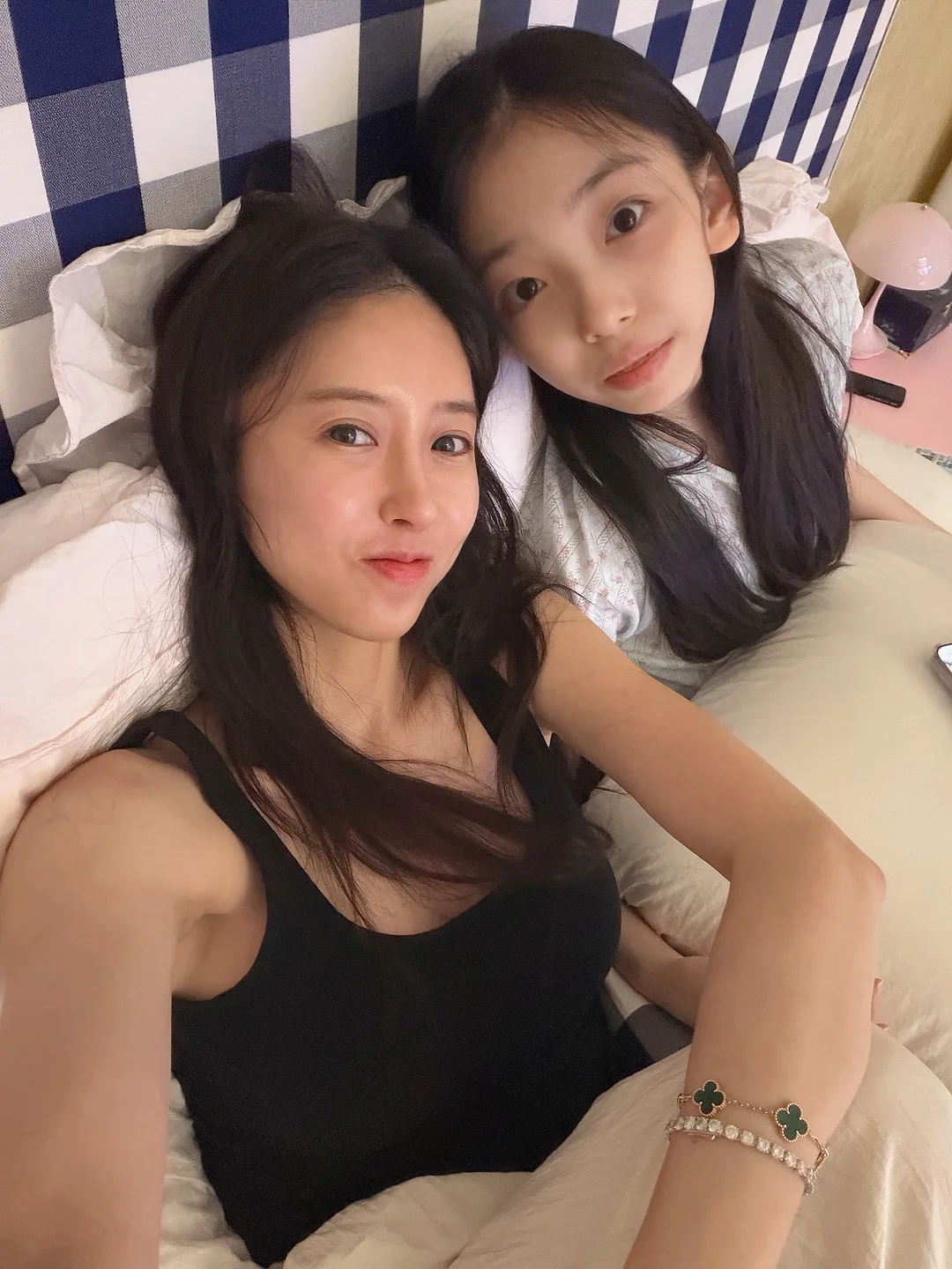 벽지 구멍 보수제 1