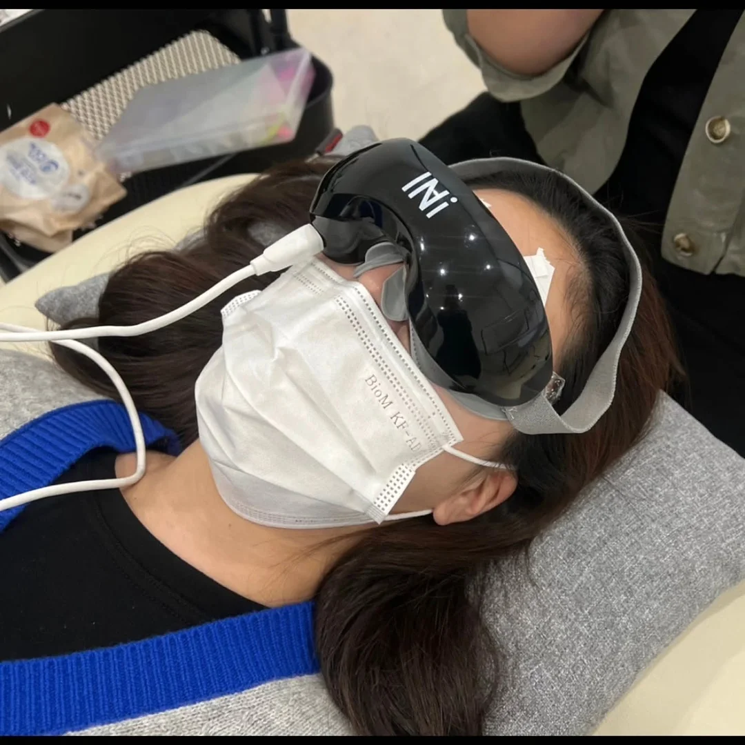 여리 허리쏙 플레어 랩 티셔츠 1