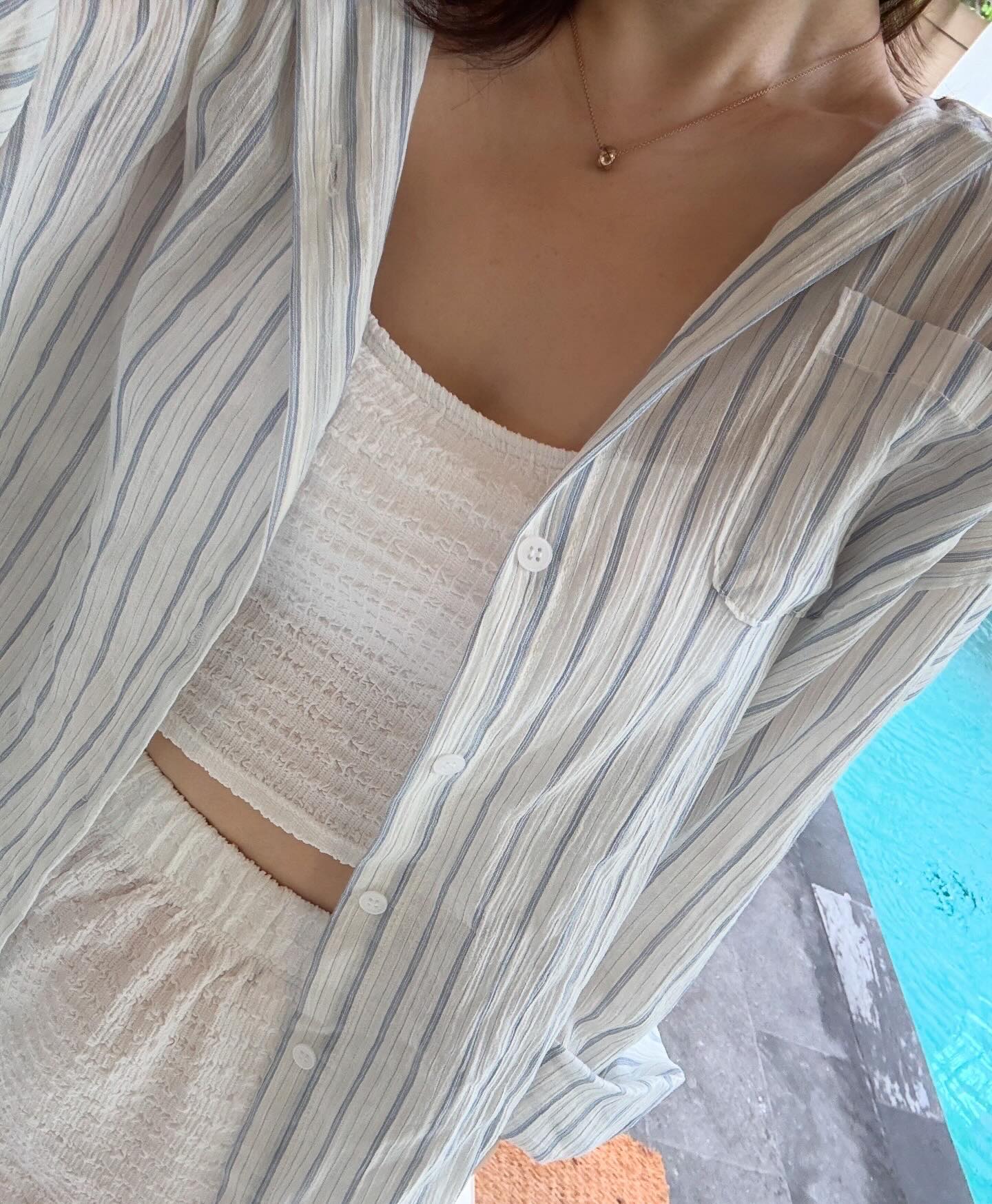 제이앤지니 슈몽 블라우스 2