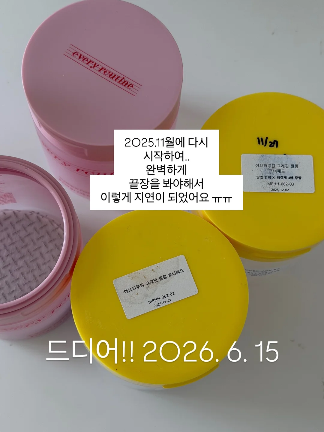 배색 디테일 원피스 4