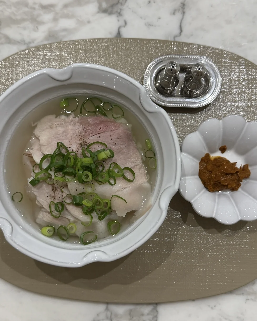 메리엘 벨트 블라우스 5