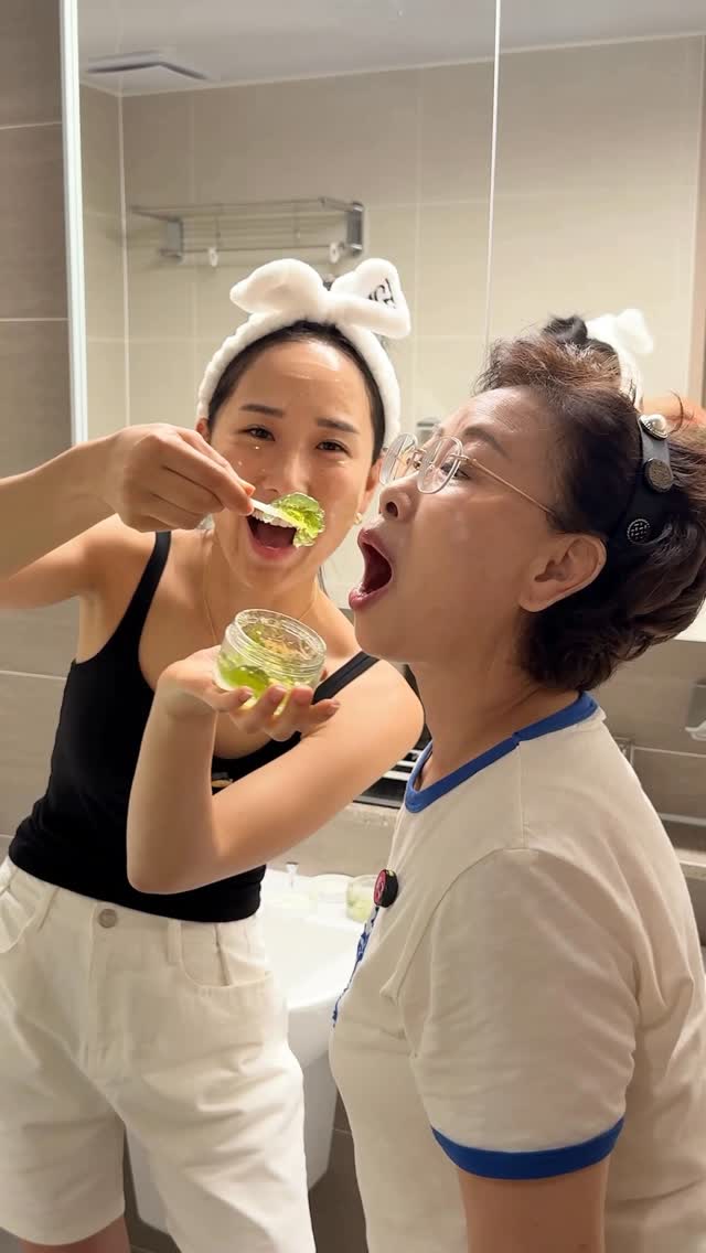 시스루슬릿셔츠