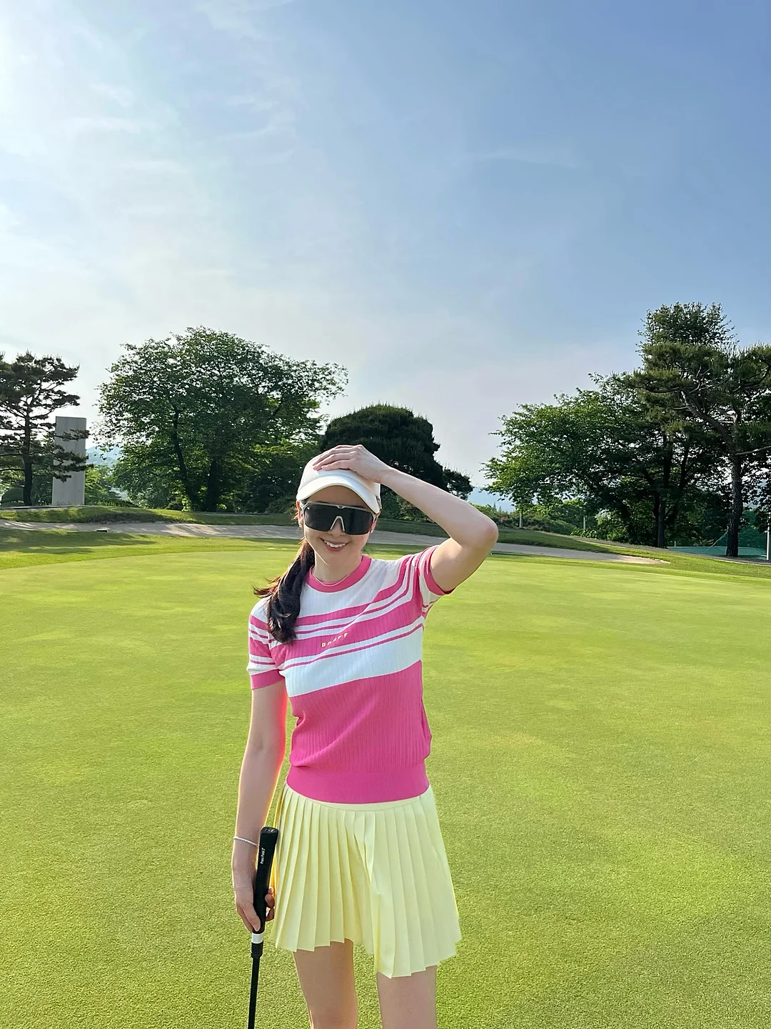 힌스 하프 문 치크 12