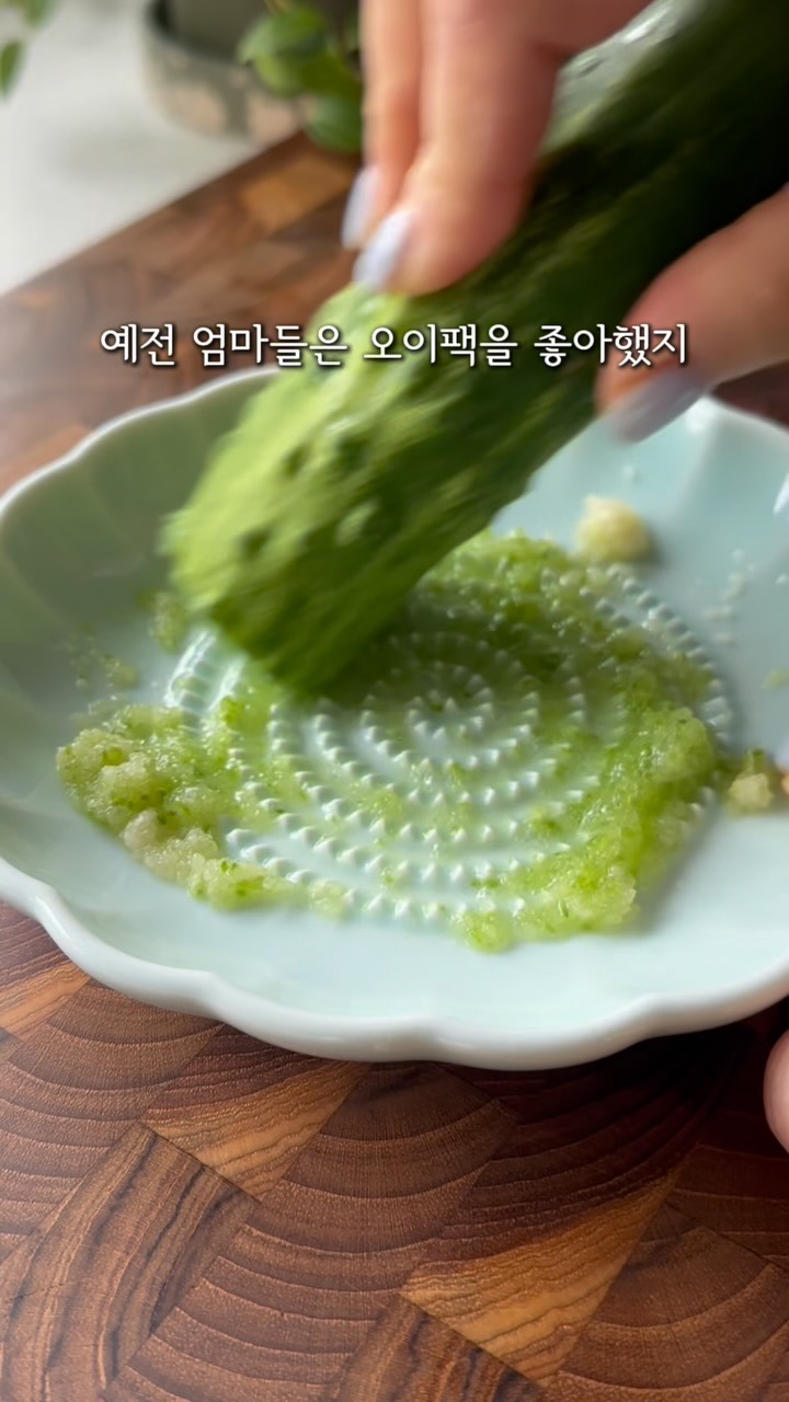 자동 깃털 장난감