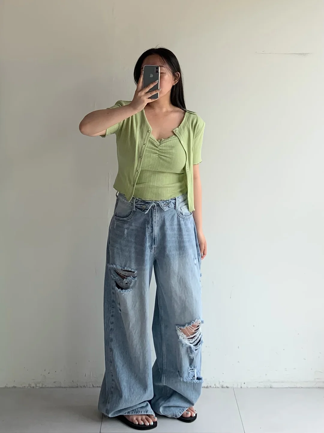 XGIMI Nova 캠핑 빔 프로젝터 1