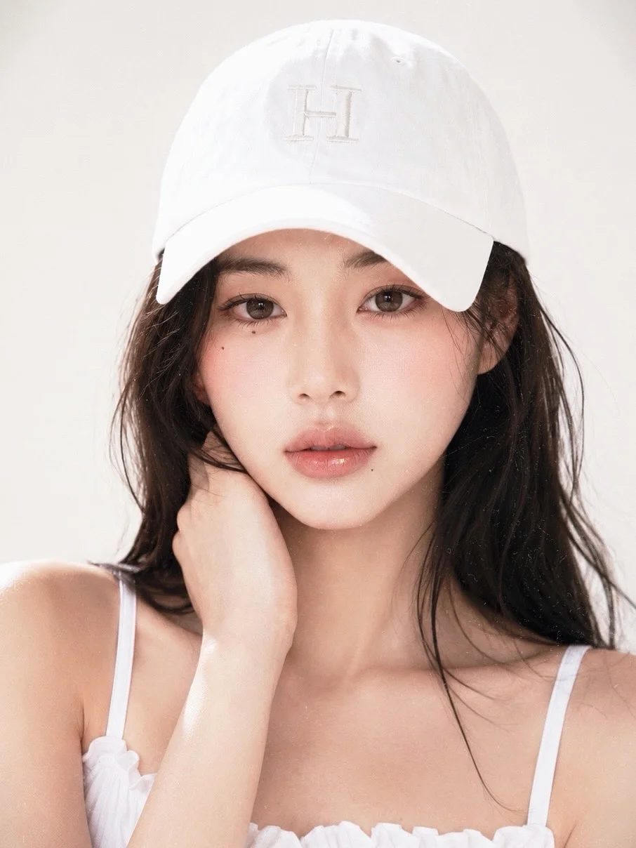 아미 빅 자수로고 반팔 티셔츠 6