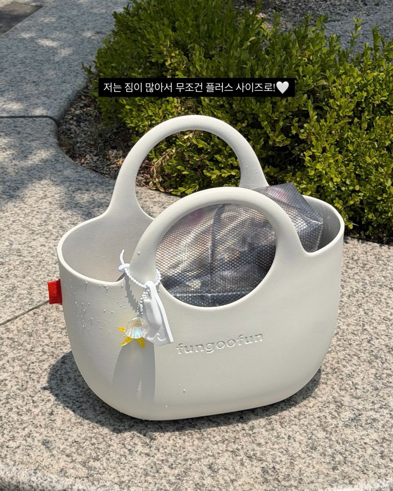 러트 퍼프 스트링 블라우스 4