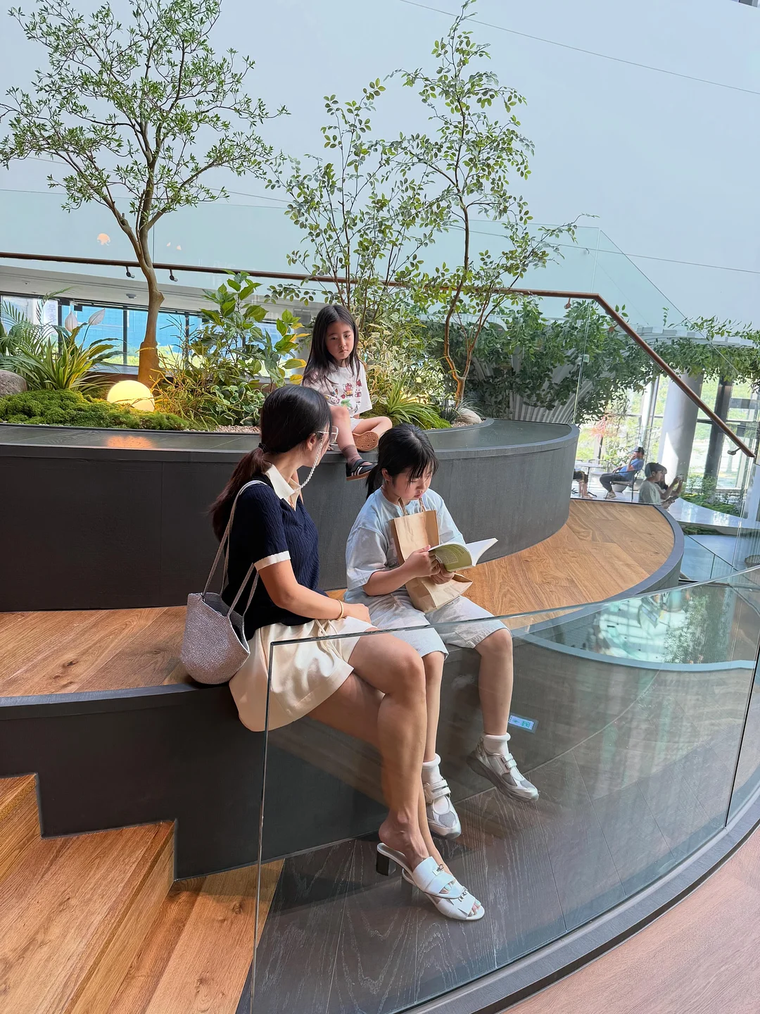 5단 원목 서랍장 10