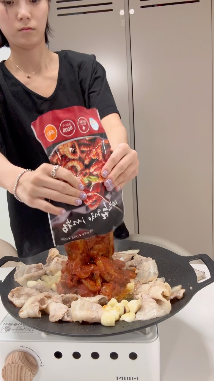 퍼프 블라우스