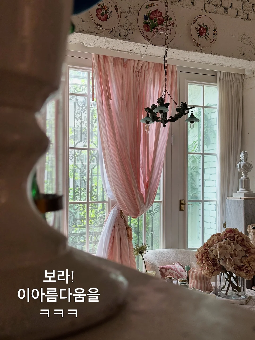 뉴나 스위브 유모차 1