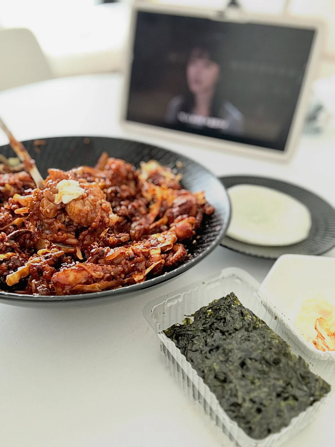 라로쉐 X 어퍼하우스 홀그레인 소스 4