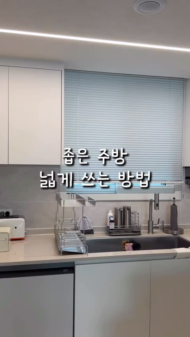 엘린 밴딩셔링 브이넥 절개 플레어 롱 원피스