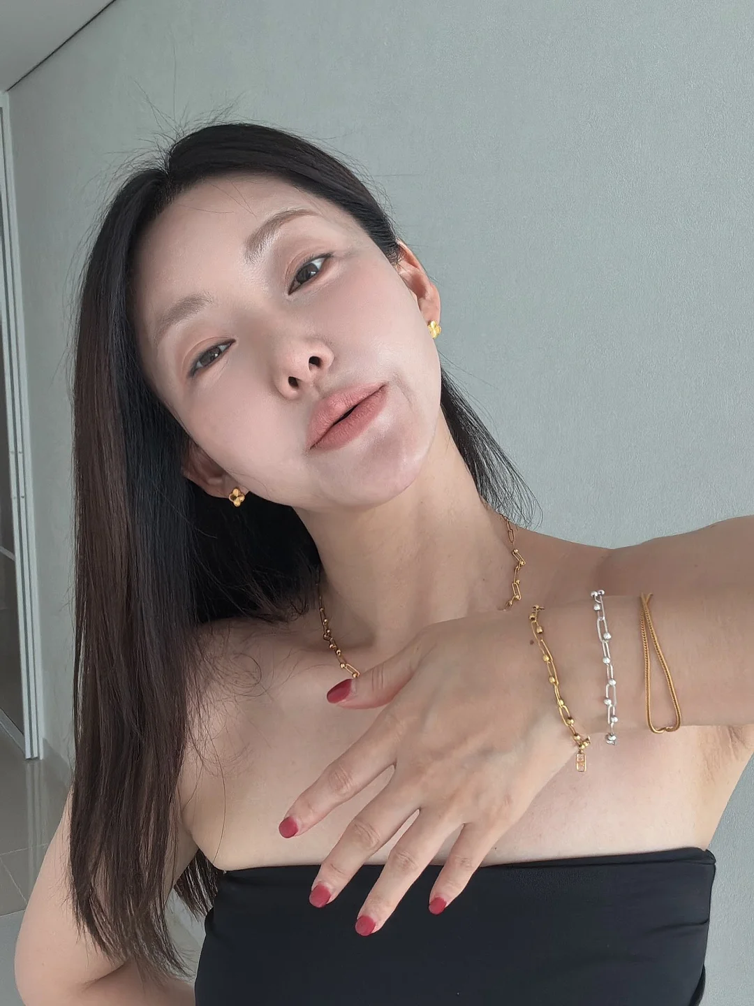 린넨 라운드 루즈핏 니트 1