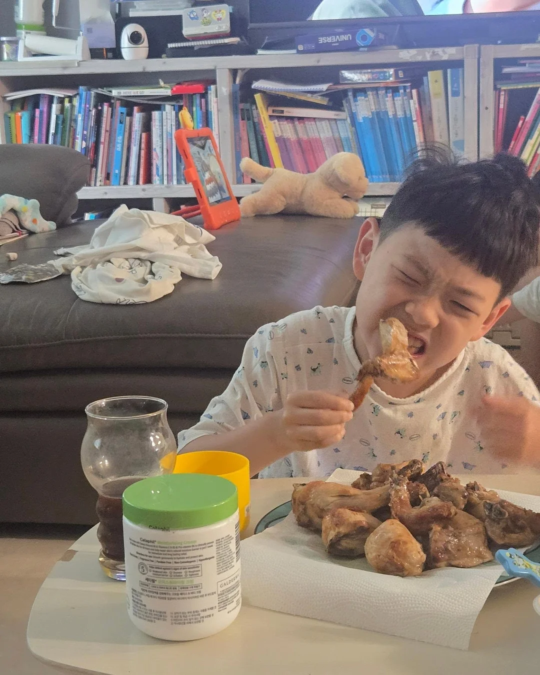 백조호접과 시그니처 장미 꽃다발 6