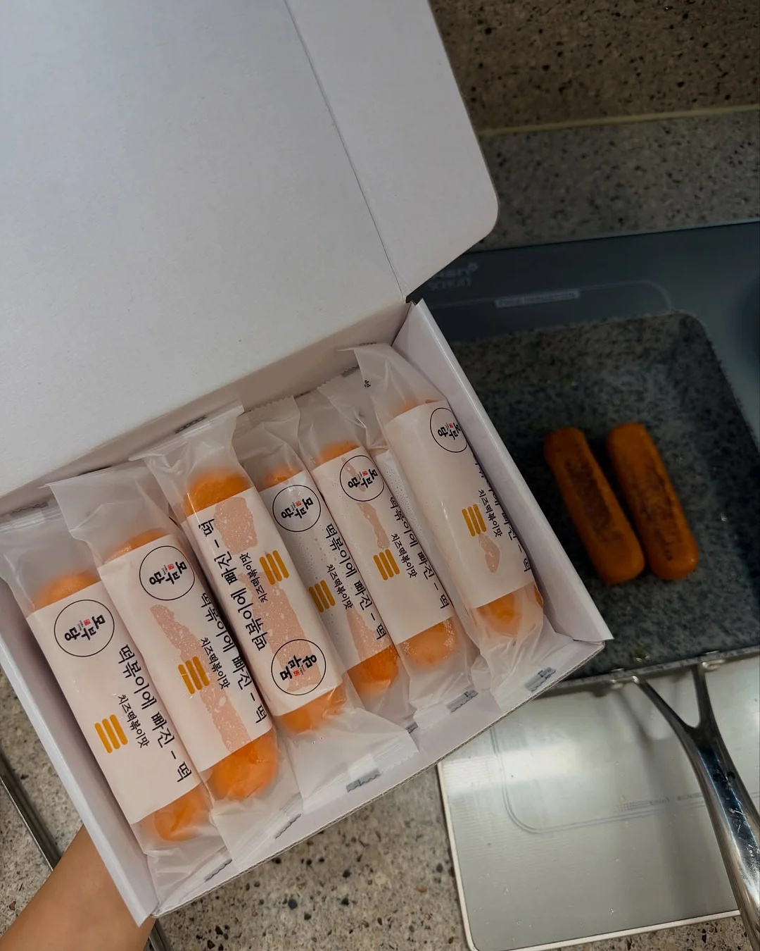 오목눈이 굿즈 투명씰스티커 8