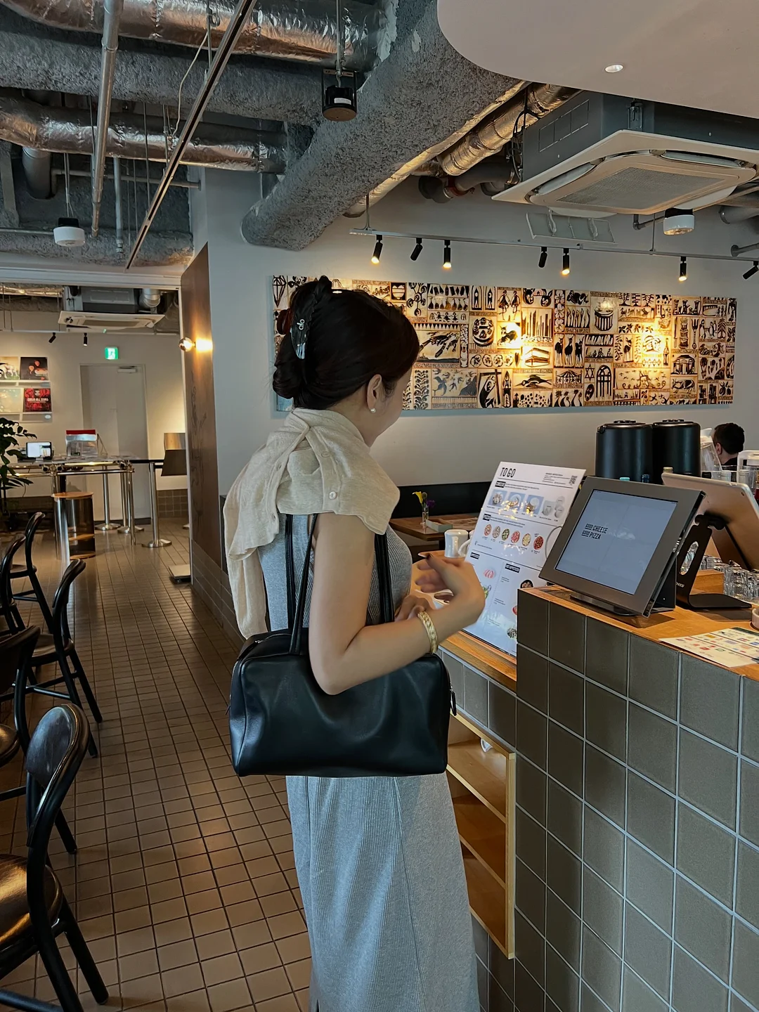 매직볼트 스월체어 TAN 14