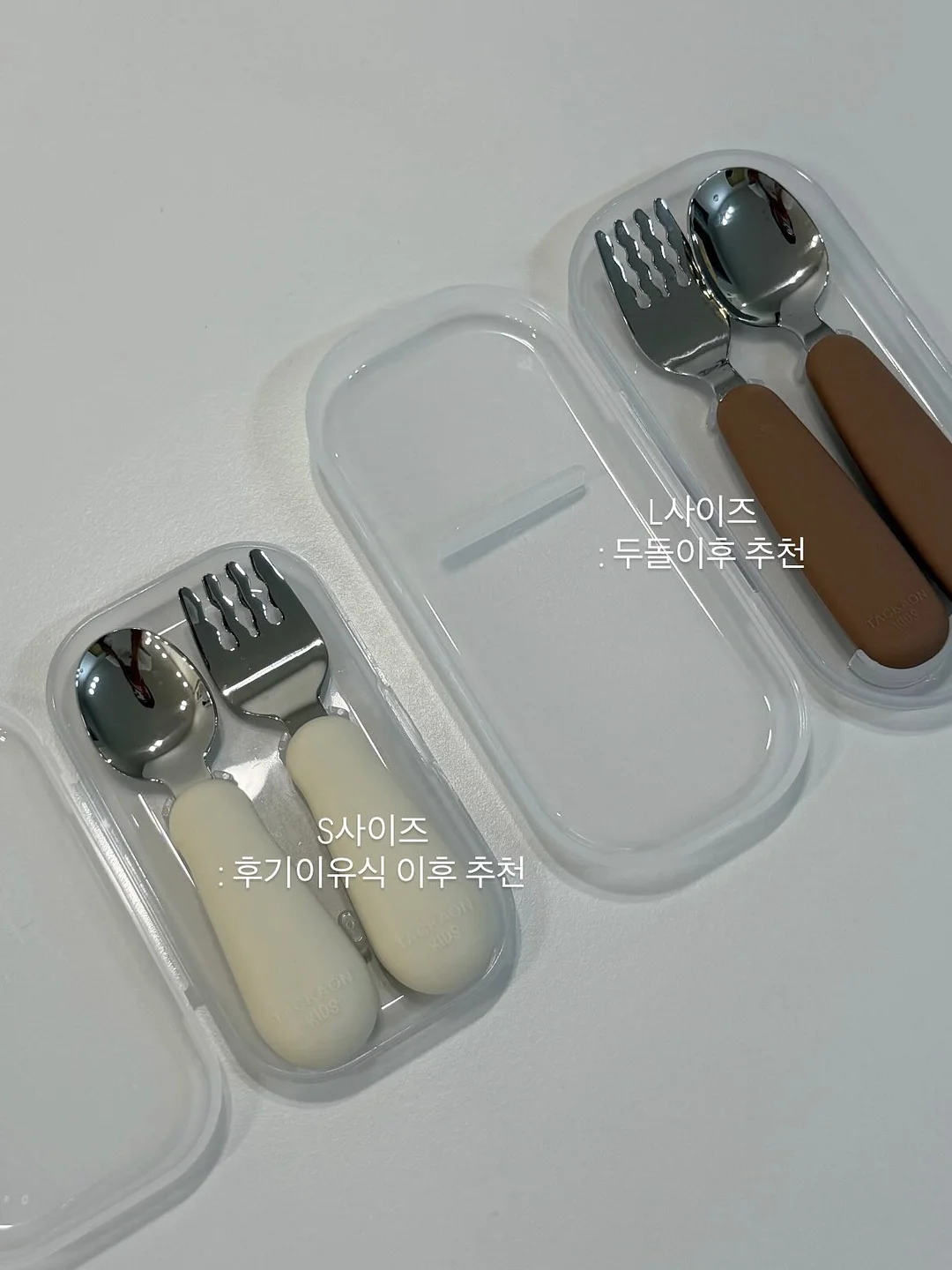 브이넥 레이스 반팔티 10
