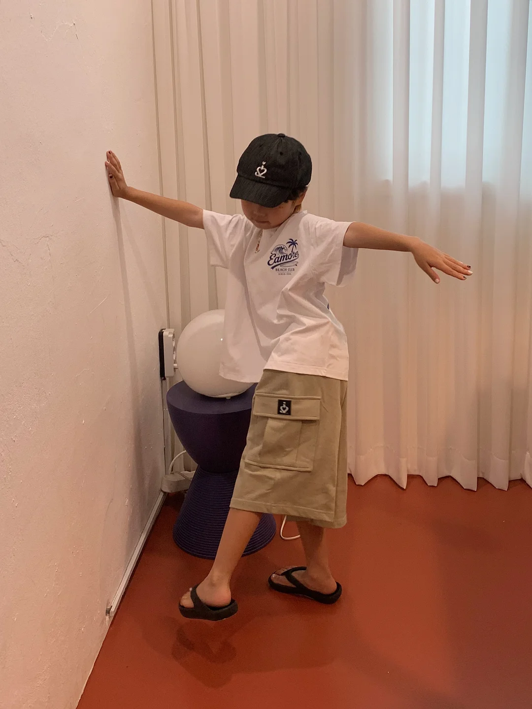 화이트 무지 시계 1