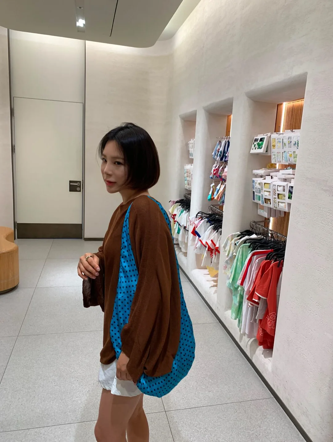 아일렛 슬리브리스 8