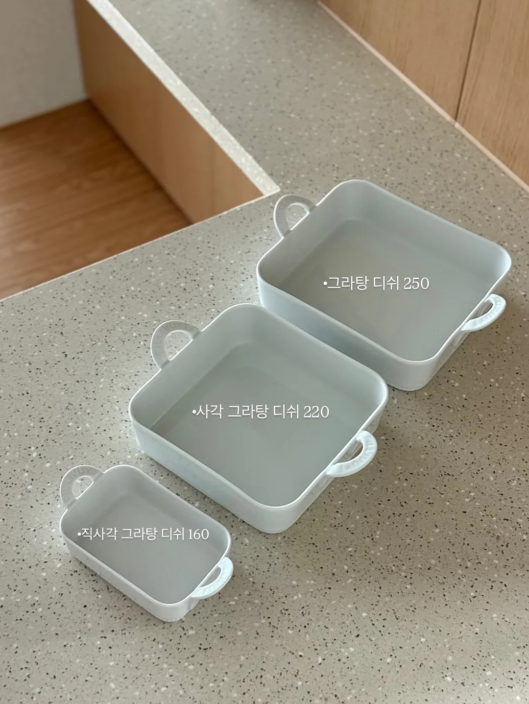 트리아세테이트 반팔 블라우스 16