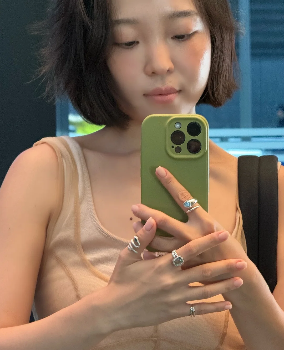 블랙 원형 테이블 6