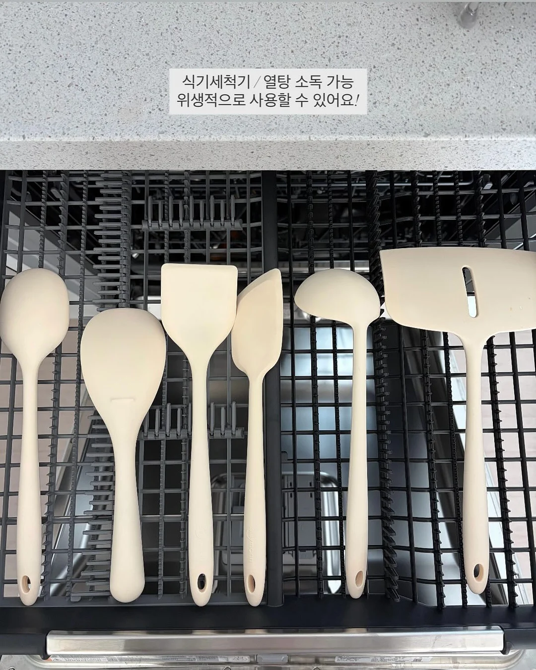 오클리 아이콘 테크니컬 빅로고 슬링백 백팩 10
